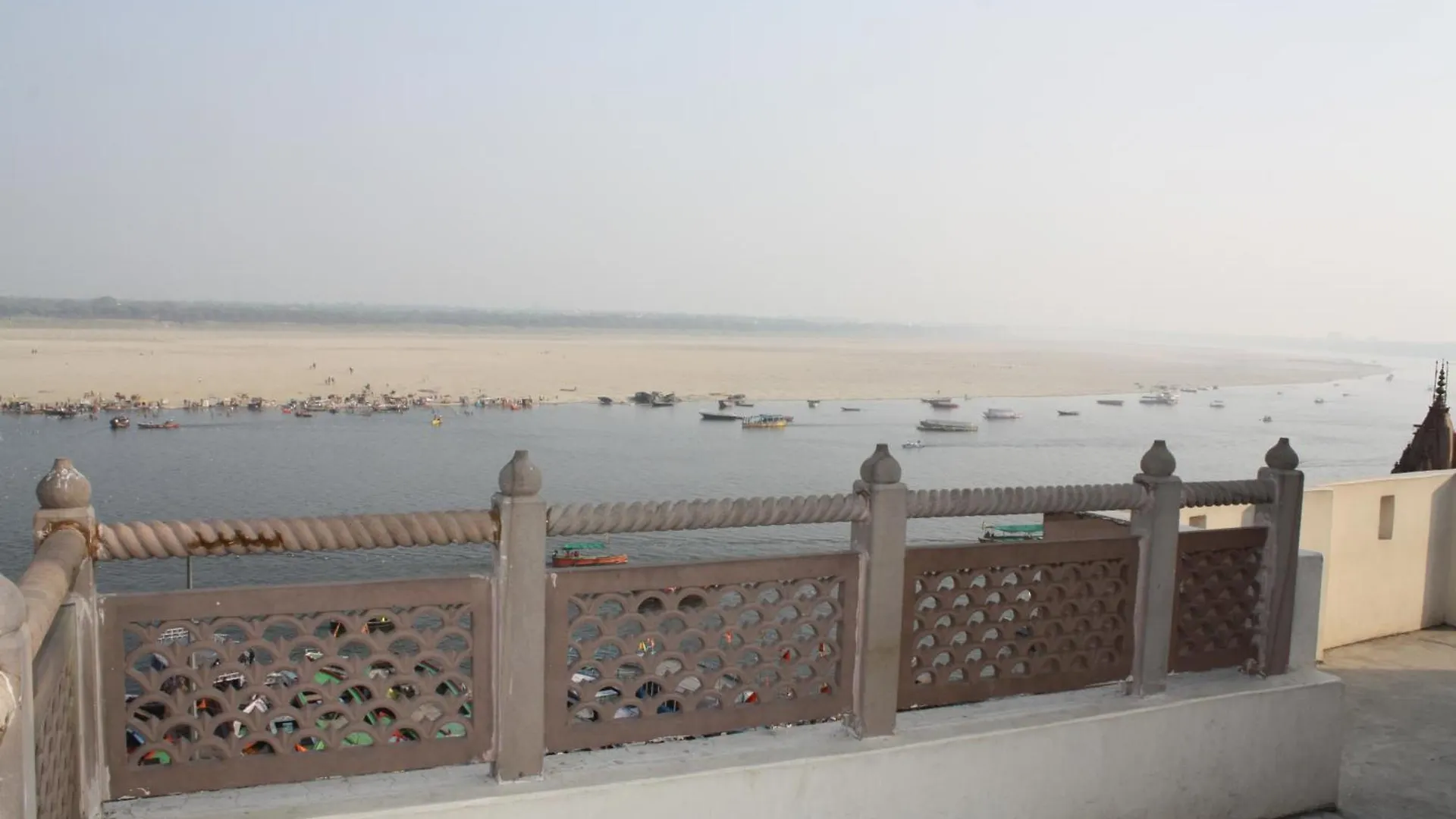 Raghunath Palace Home Stay 瓦拉纳西