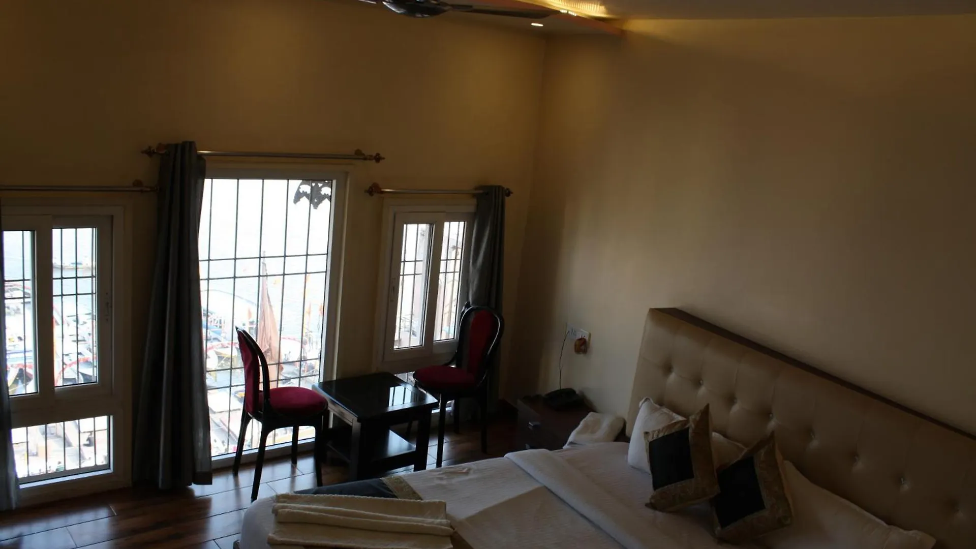 Raghunath Palace Home Stay 瓦拉纳西